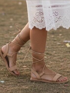 👛 (ANY 2/$25) CALL IT SPRING Gladiator Sandals Size 7.5